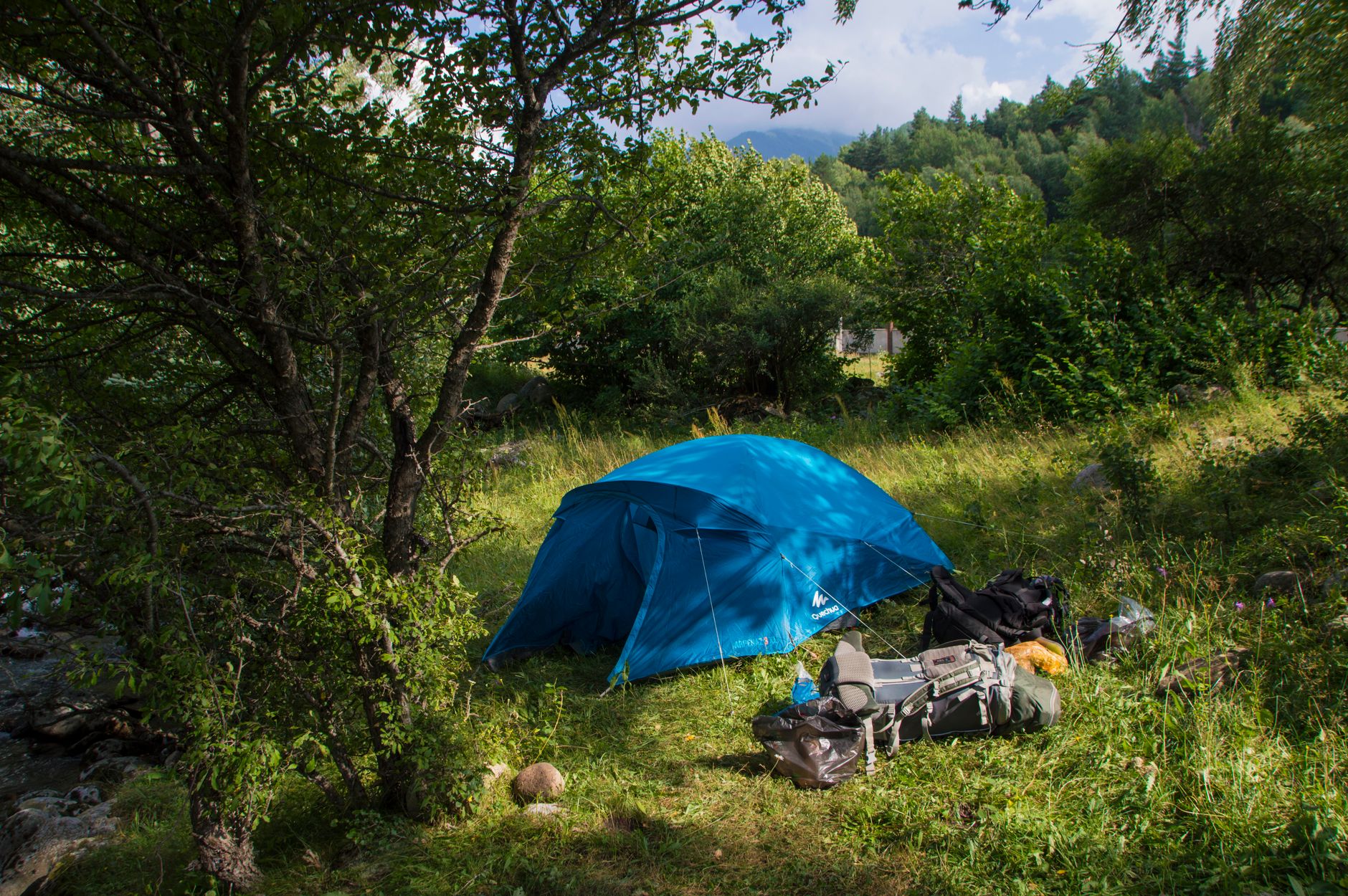 wild camping bivouac mountain