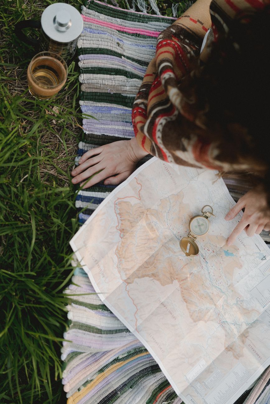 compass map hiker