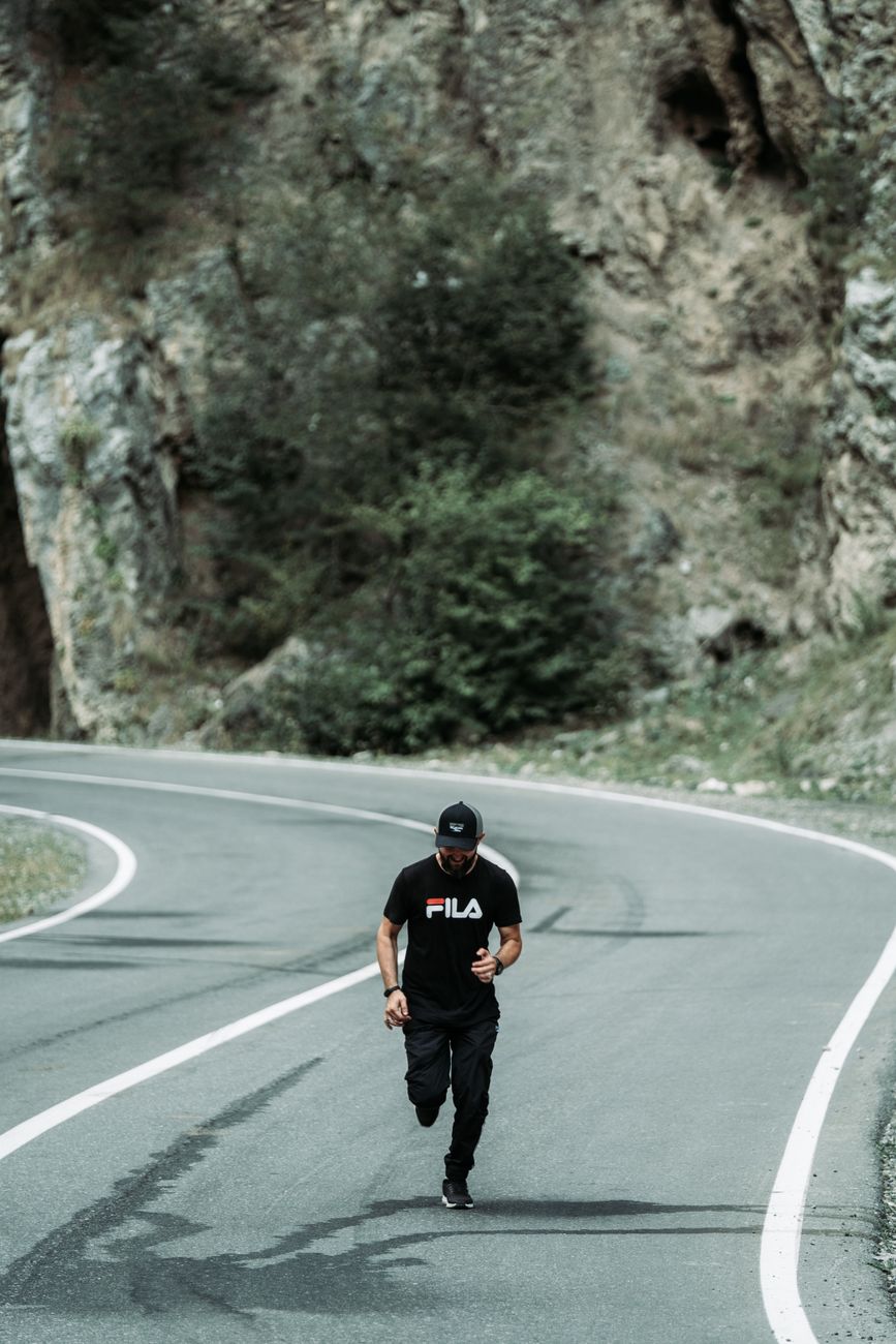 runner outfit road